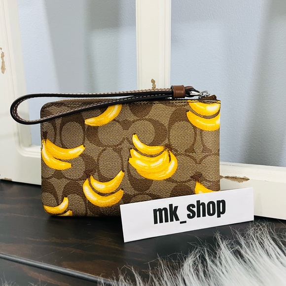 COACH Signature Corner Zip Wristlet Banana Print - Picture 5 of 12
